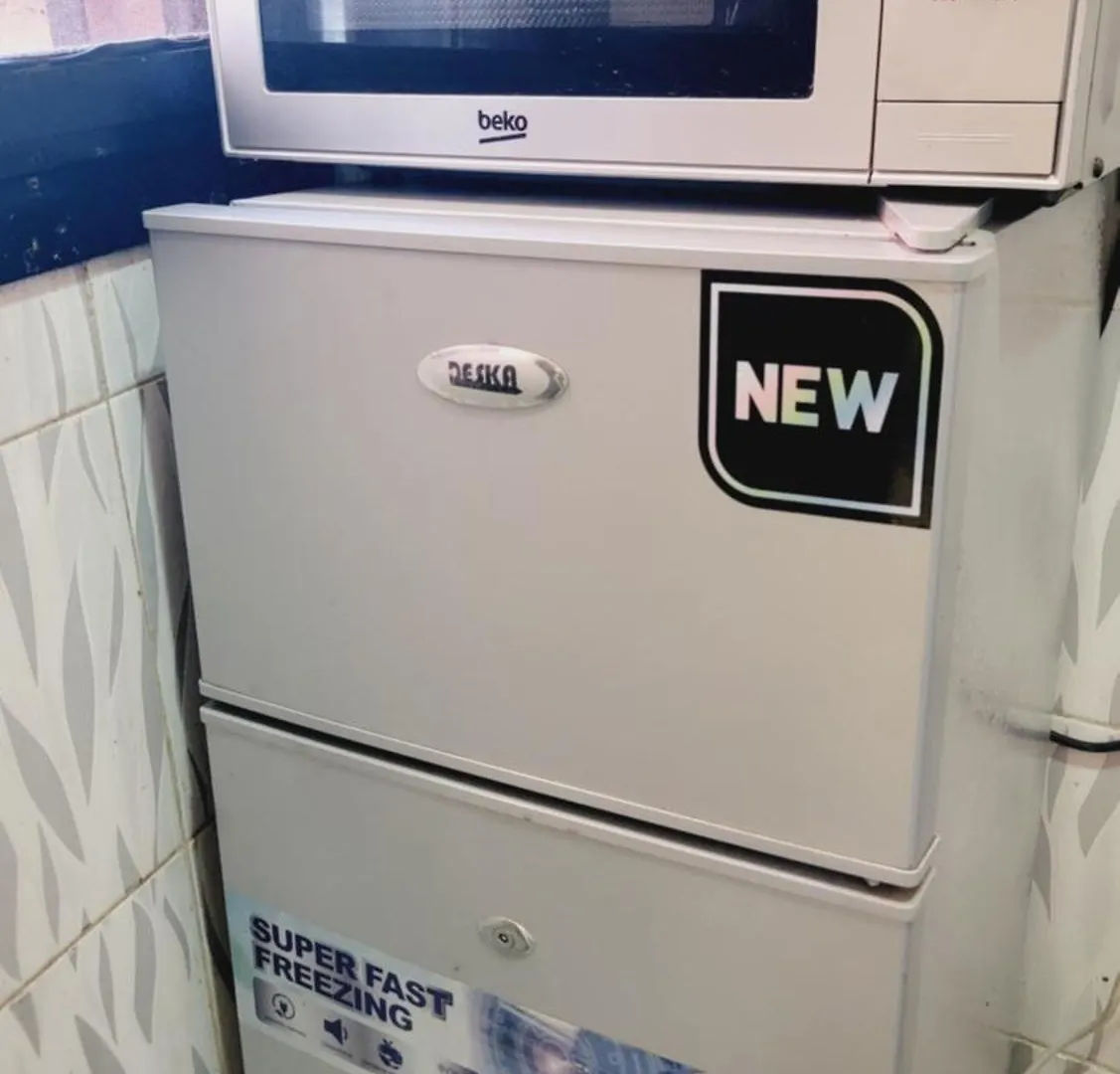 Apartamento Studio Meuble Avec Wi-Fi Haut Debit A Ouest Foire Dakar